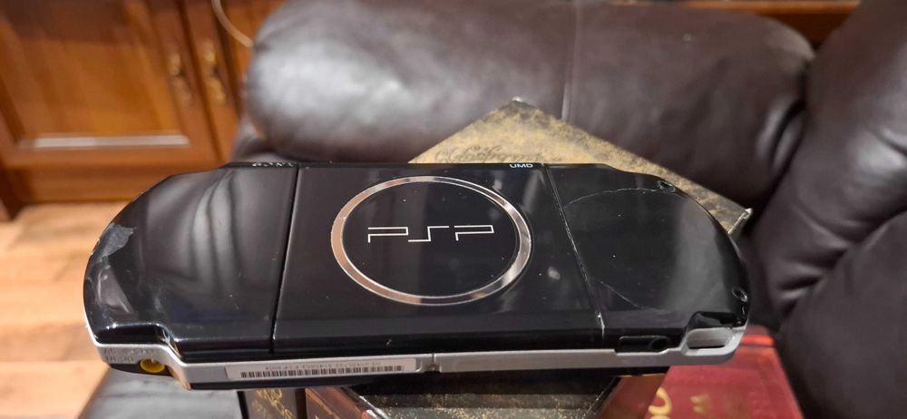 Zestaw Konsola PlayStation Portable + Gry i inne, Okazja !