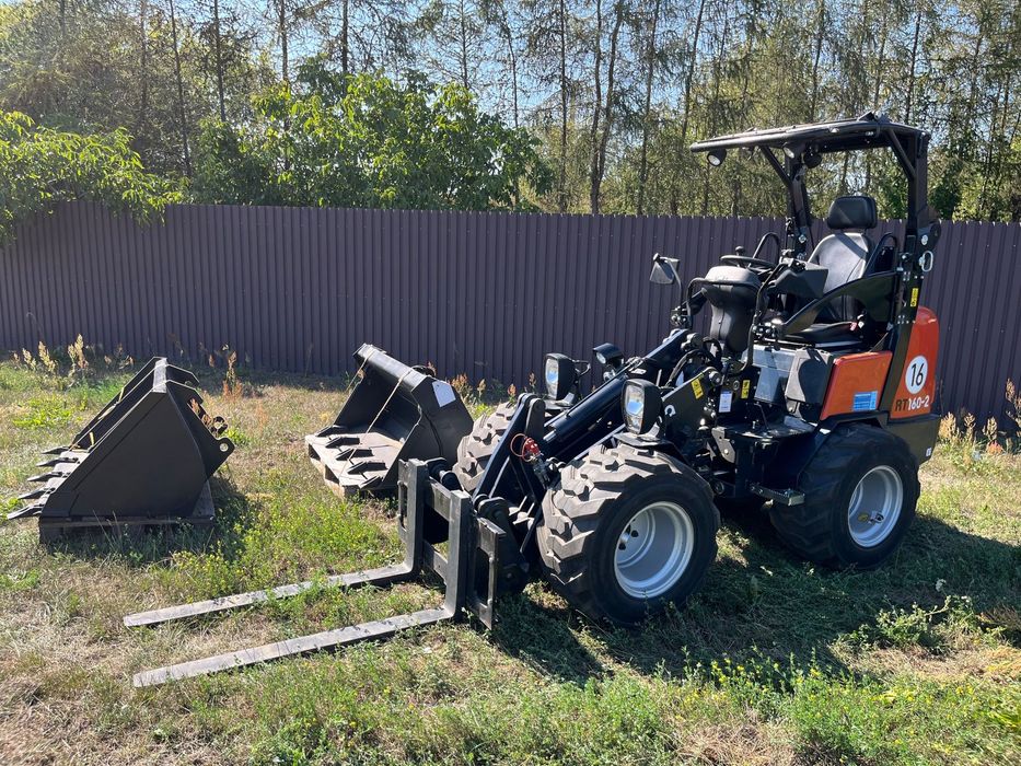 Kubota RT160-2  NOWA + 2 łyżki + widły