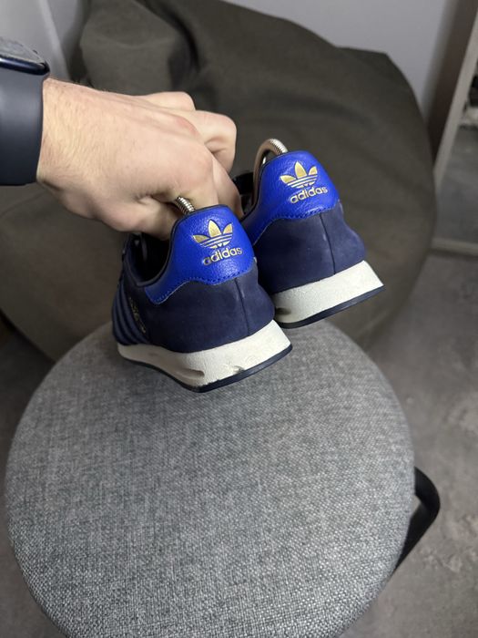 Кросівки ADIDAS AS 520 40.5 25.5 кроссовки адідас spezial