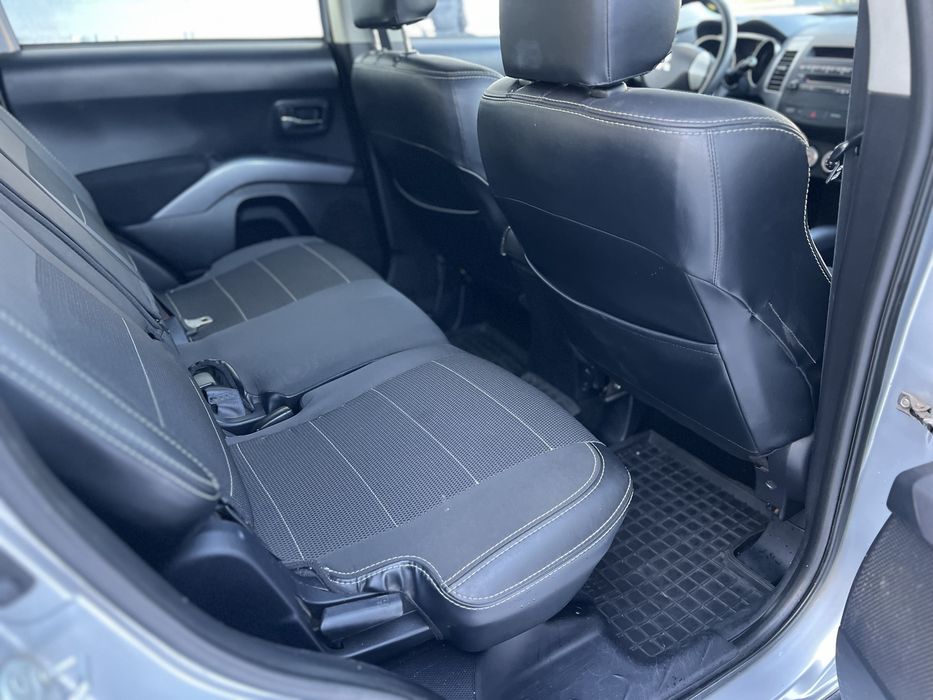 Mitsubishi Outlander XL 2.4 механика 2008г