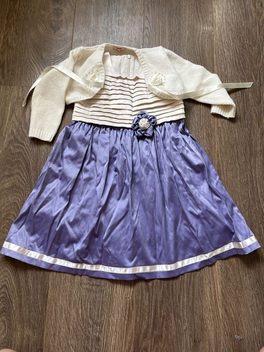 Дитяча сукня з накидкою