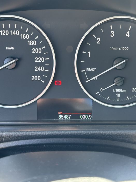 BMW 320i  85.000km