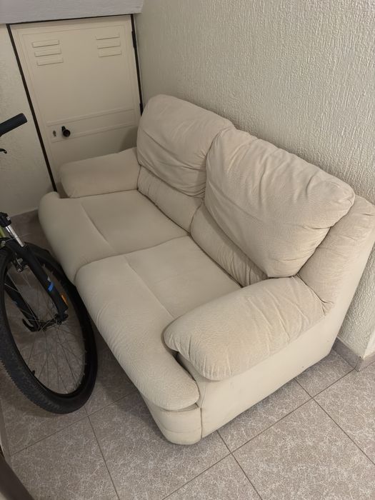 Sofa cama em bom estado
