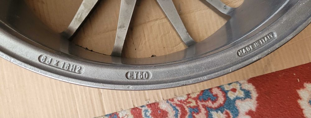 Felgi 18" Oz Superleggera 5x112 + opony