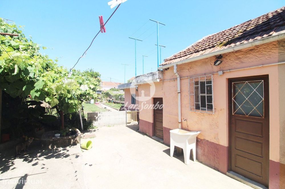 Andar Moradia T1 em Valbom, próximo a Gramido