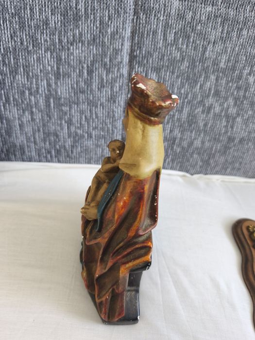 Estátua de virgem maria