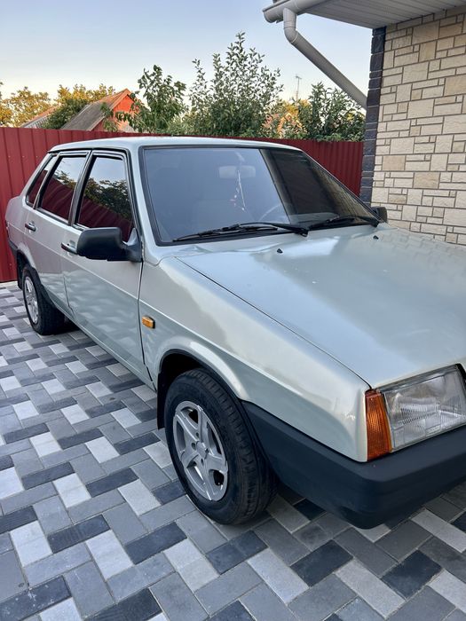 ВАЗ 21099 2001 Авто