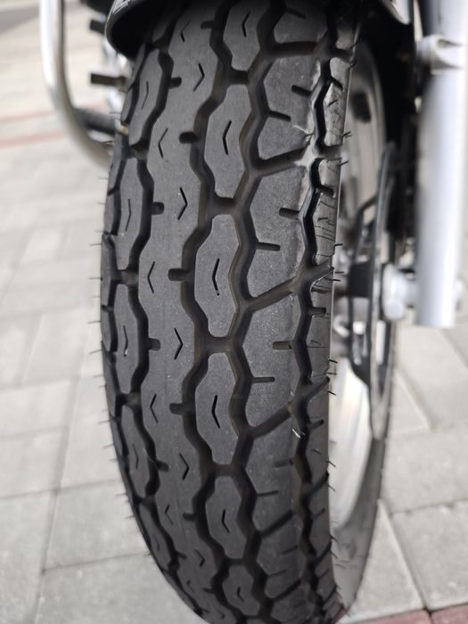 Hyosung Aquila GV 250