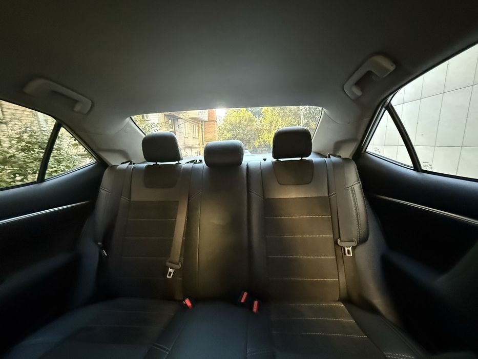 Идеальная Toyota Corolla. Цена снижена!