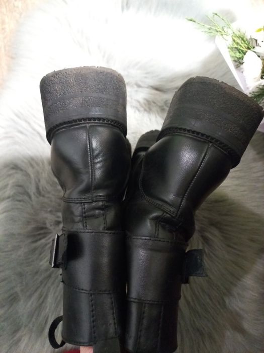 Жіночі ботинки, берци