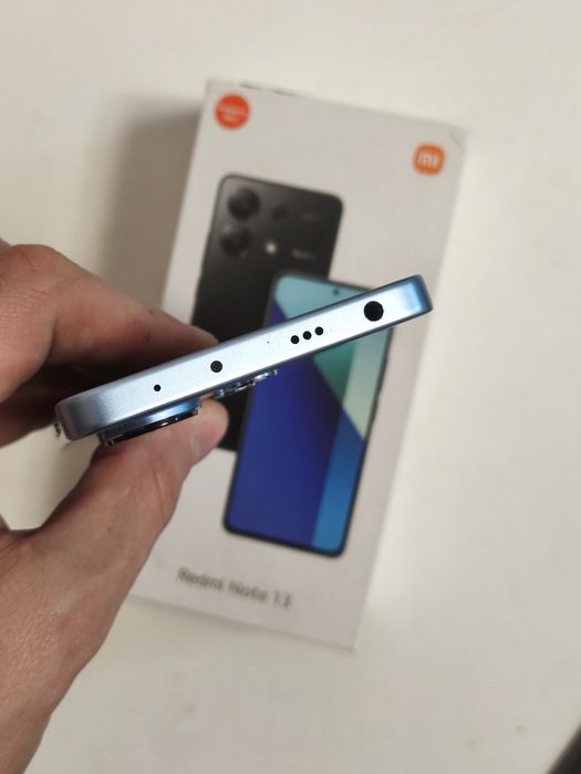 Продам Xiaomi Redmi Note 13 8/256