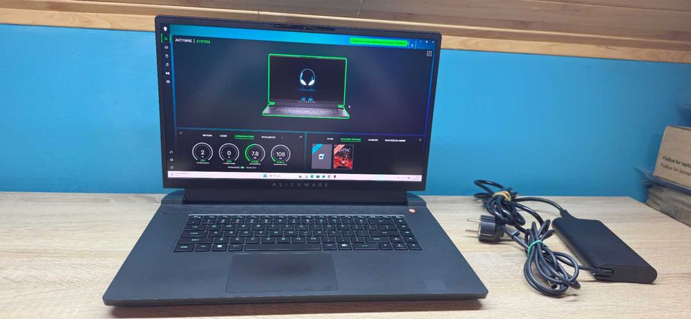 Dell Alienware M17 R5 17", Ryzen 7 6800H, RTX 3070Ti 8GB, 16GB Ram, 1TB dysk