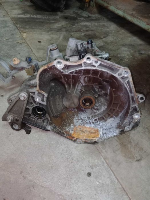 Caixa Velocidades Opel Corsa D  Chevrolet Aveo 1.2 Ref. A12XER F17W419