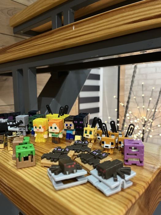 Фігурки кіндер джой дивні дива майнкрафт kinder joy minecraft