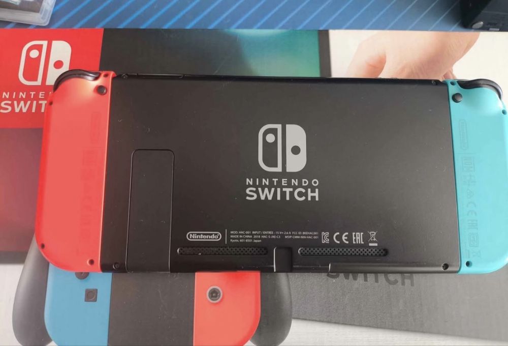 Nintendo Switch V1 + Jogos