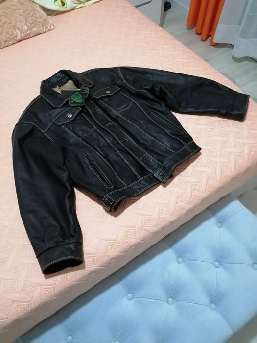 Casaco de couro genuíno