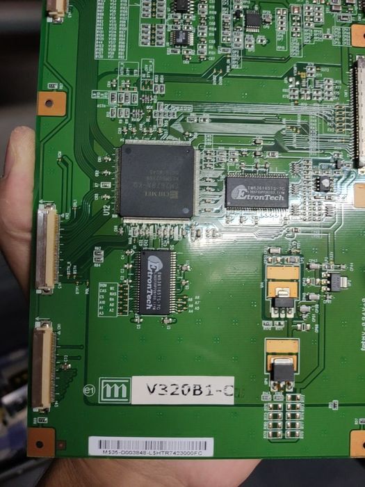 TV LG 32LC2R peças