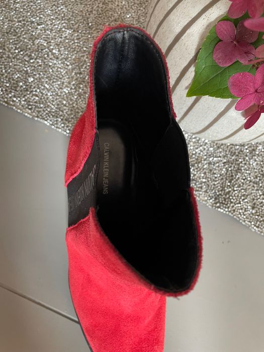 Calvin Klein zamszowe botki r.40