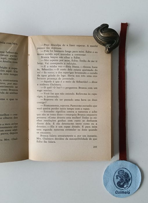 A porta, Flora Sandstrom