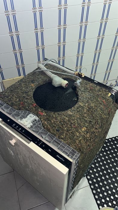 Estou a dar Maquina de lavar loiça encastre BOSCH SMV40D10EU