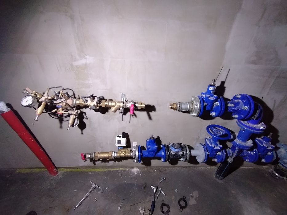 Hydraulik przylacza instalacje naprawy koparka przeciski