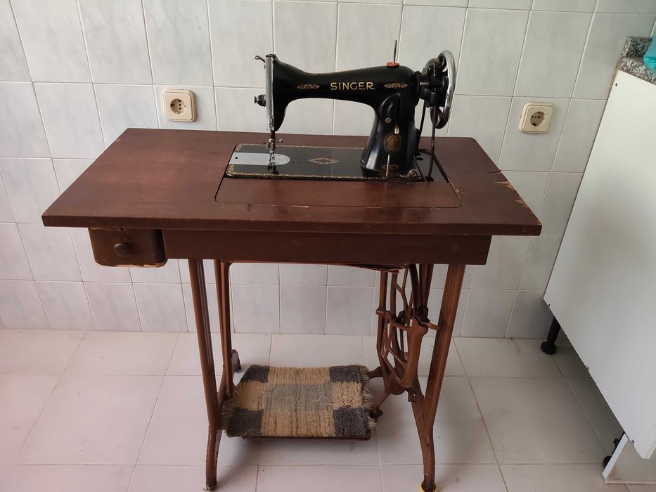 Maquina de costura vintage Singer