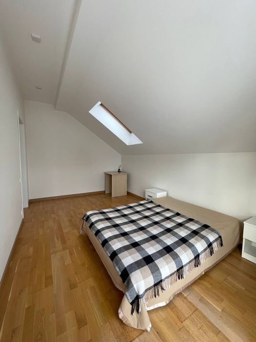 Оренда нового будинку спарки з окремим входом в Брюховичах