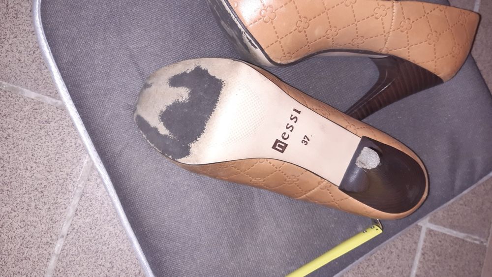 Czółenka wolne palce skóra