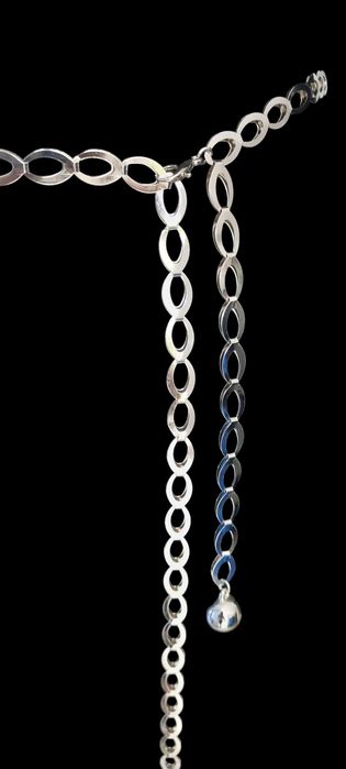 Metalowy srebrny pasek damski