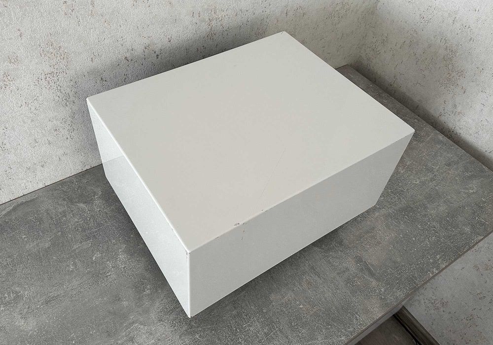 Cабвуфер Loewe Subwoofer 525 з вбудованим 6-канальним підсилювачем