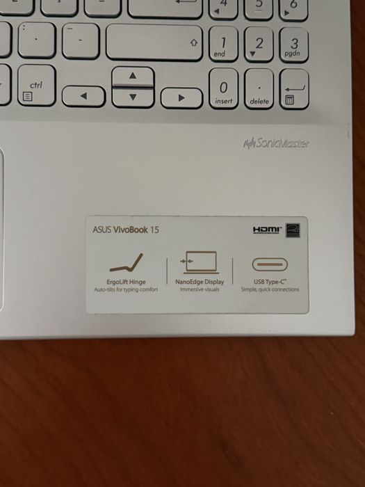 Portátil asus vivobook
