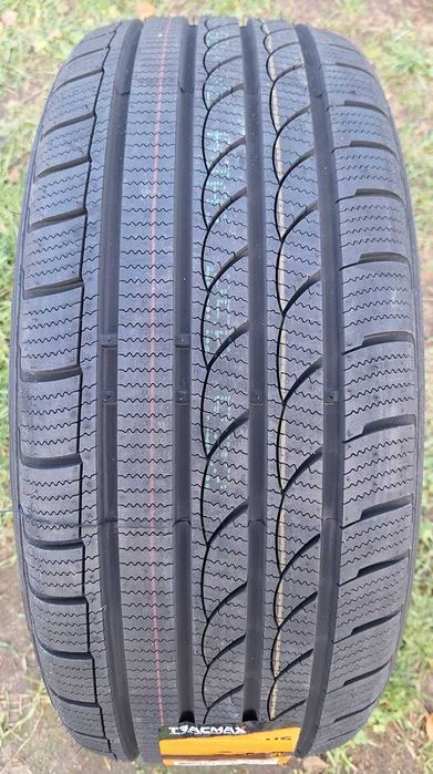 KOMPLET 4szt. 235/45 R18 NOWE opony zimowe WINTER ORYGINAŁ XL Rant