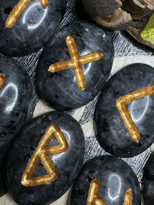 Скандинавські руни