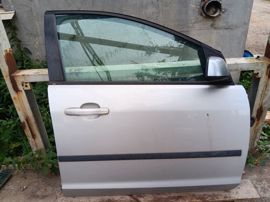 Ford Focus mk2 II drzwi prawy przód przednie prawe pasażera kompletne