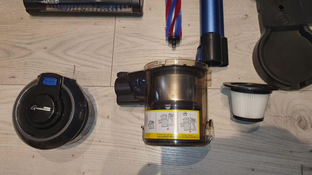 Odkurzacz pionowy NOWY HURRAGAN ACTION D-21