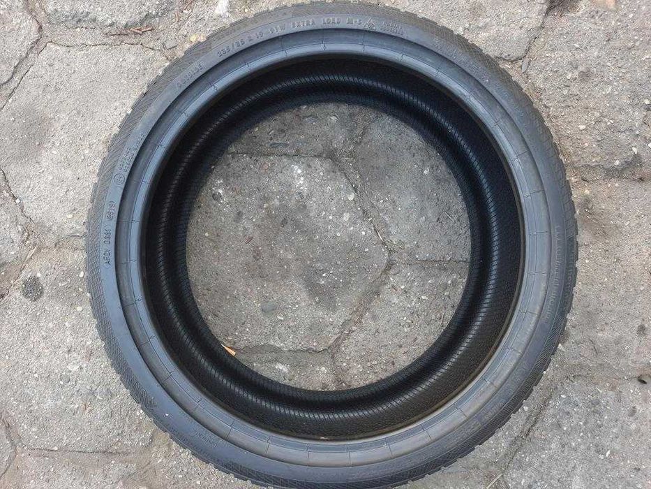 235/35R19 Continental WInterContact XL opona para komplet N1915