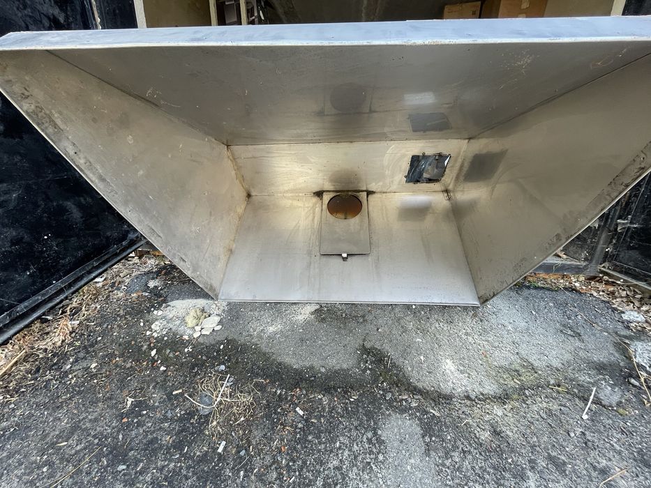 Зонт вытяжной нержавейка вытяжка кафе