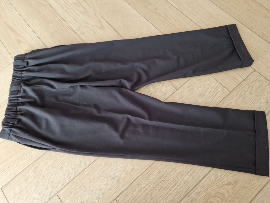 Spodnie damskie eleganckie garniturowe S