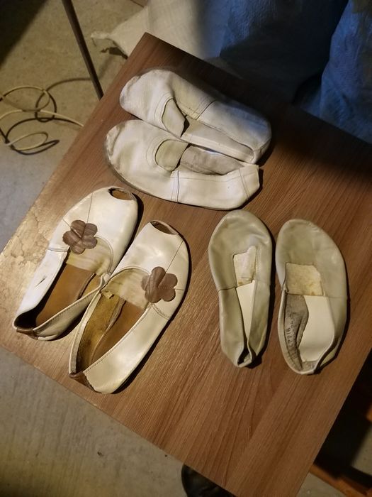 Коньки Чешки Белые Черные