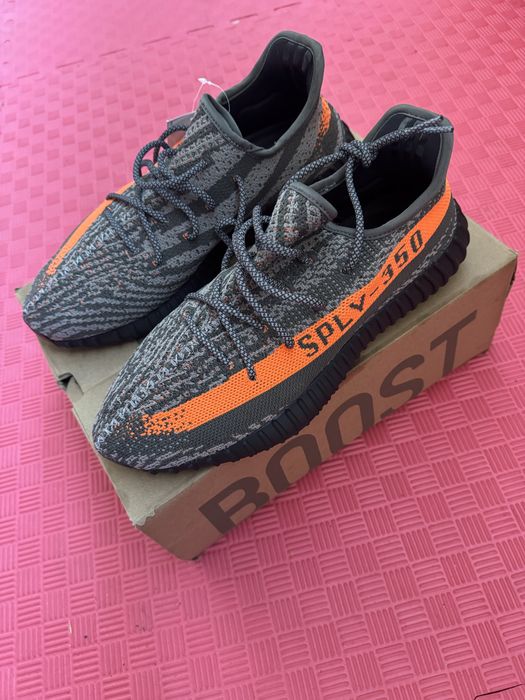 Yeezy Boost 350 V2 rozmiar 43