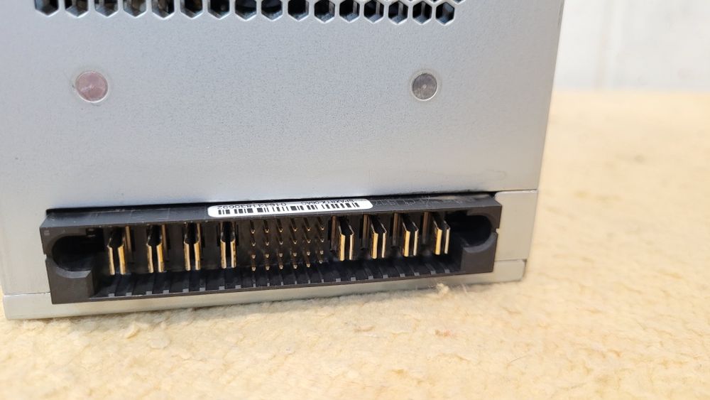 Блок питания Power-one.