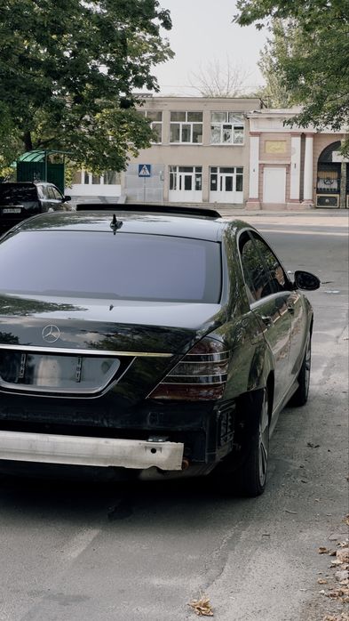 СРОЧНО Mercedes w221 s550