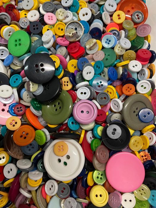 Mix guziki guziczki 200 sztuk