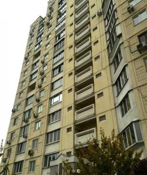 Продаж 2-кімнатної квартири 63 м2 вул. Ернста 6 Солом'янський район