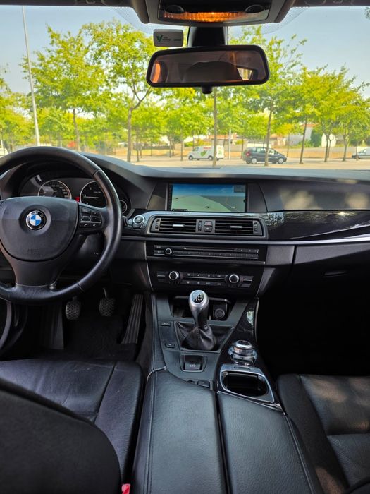 BMW 520d Touring (2011)