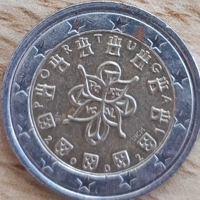 Vendo várias moedas 2€ e 1€ raras