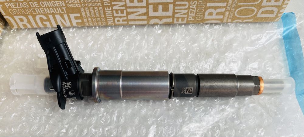 Форсунка паливна Renault, Opel, Nissan 2.0DCI M9R Трафік, Віваро
