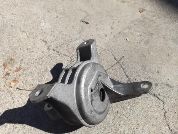 Apoio do motor OPEL Astra H TwinTop (L67)