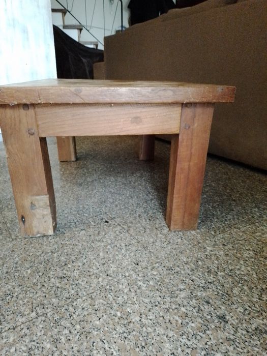 Mesa de centro madeira maciça