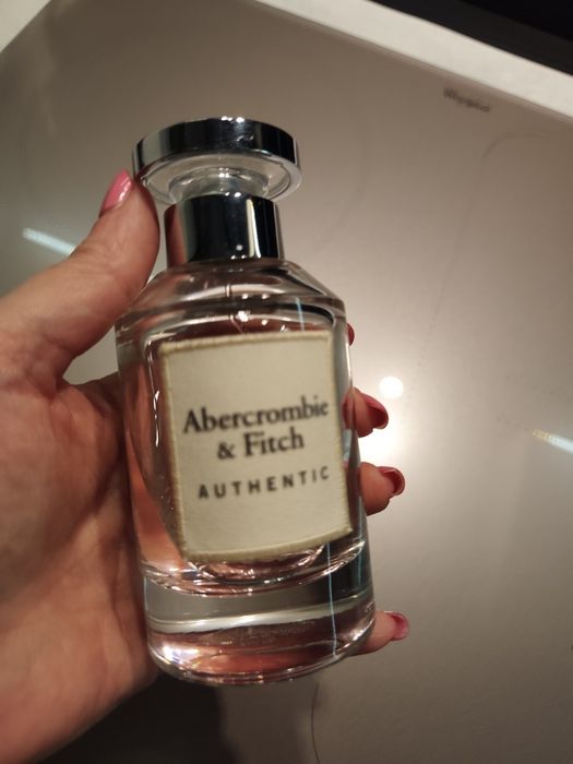 Damskie EDP Abercrombie & Fitch Authentic 100ml